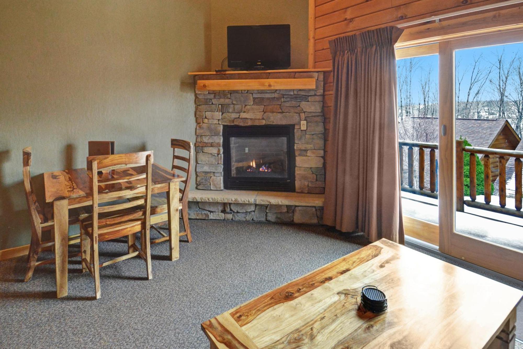 The Lodges At Sunset Village McHenry Habitación foto